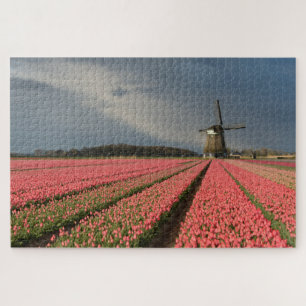 Windmühle mit rosa Tulpen im Frühjahr Puzzle