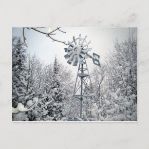 Windmühle und Bäume im Schnee bedeckt. Postkarte