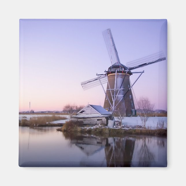 Windmühle während Sonnenaufgang, Holland im Winter Magnet (Vorne)