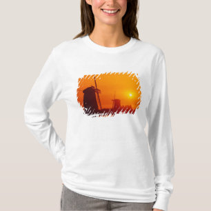 Windmühlen bei Sonnenuntergang, Schermerhorn, Nied T-Shirt