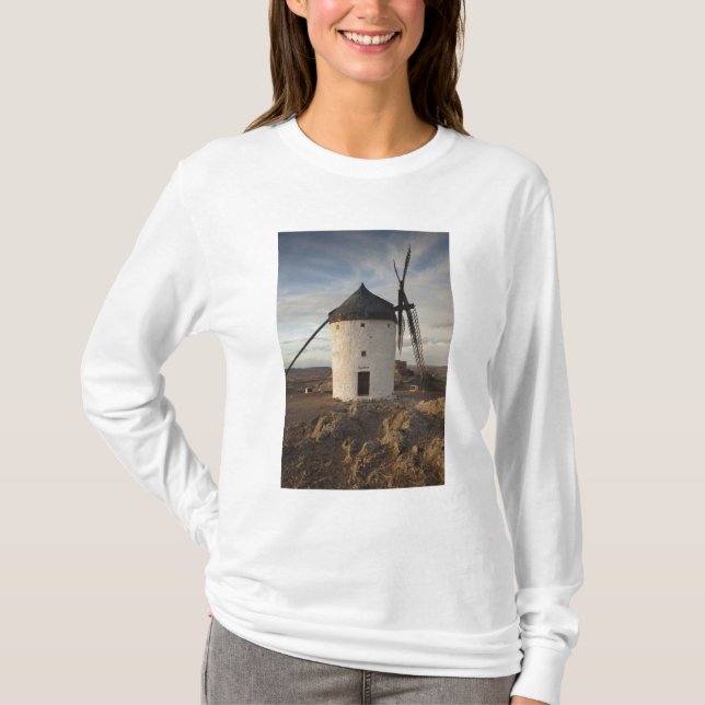 Windmühlen Consuegra, antike La Mancha T-Shirt (Vorderseite)
