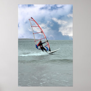 Windsurfer in einem Sturm Poster