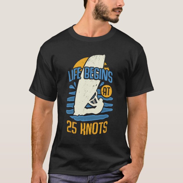 Windsurfing Sport Windsurfer Geschenk T-Shirt (Vorderseite)