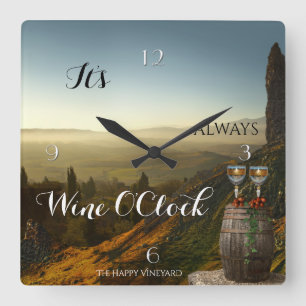 Wine OClock Vineyard Landscape Clock Quadratische Wanduhr