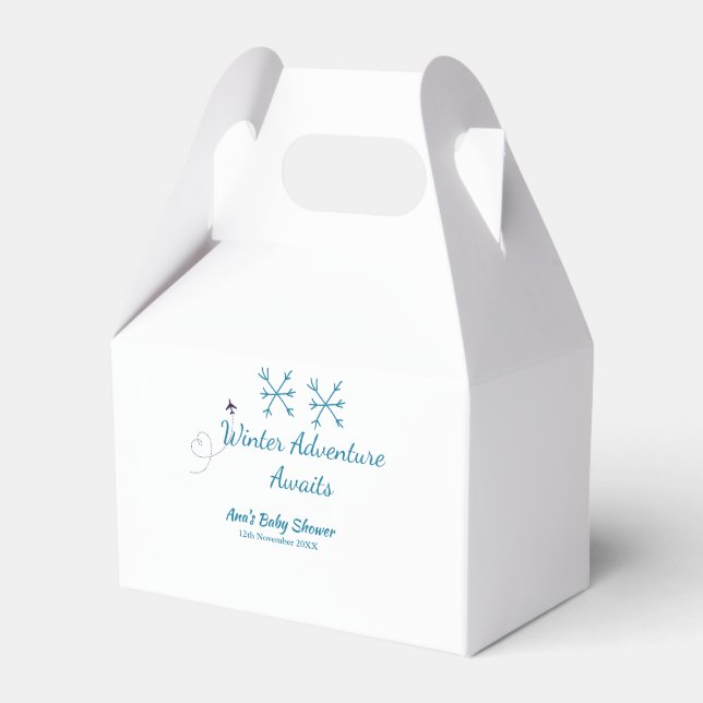 Winter Adventure awaits baby shower blue snowflake Geschenkschachtel (Vorderseite)