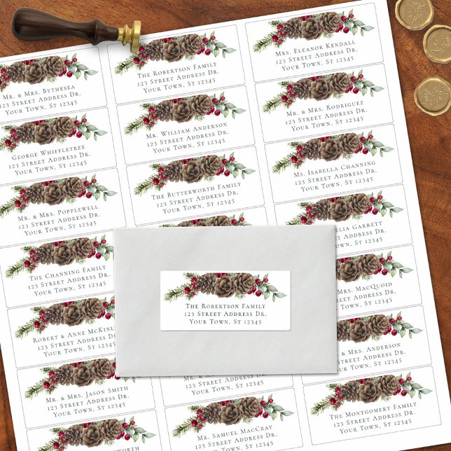 Winter Berries Pine Wedding Guest Address Labels (Von Creator hochgeladen)