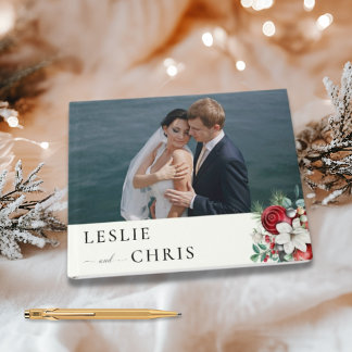 Winter Berries & Pine Weinkeller Hochzeit Gästebuch