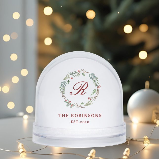 Winter Berry Wreath Family Name Monogram Schneekugeln (Von Creator hochgeladen)