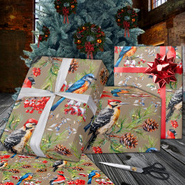 Winter Birnen Pine Cones & Red Berries Urlaub Geschenkpapier