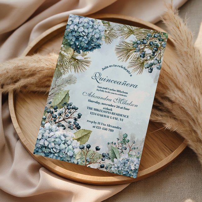 Winter Blue Floral Quinceañera Einladung (Von Creator hochgeladen)