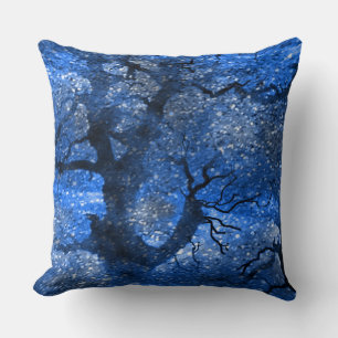 Winter Blue Magic Twilight Forest Throw Kissen