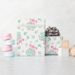 Winter Christmas Baby Pink Bow Mistletoe Muster Geschenkpapier<br><div class="desc">Winter Christmas Baby Pink Bow Mistletoe Pattern Wrapping Paper von der Kollektion "Mistletoe Kisses & Baby Wish Baby Shower"</div>