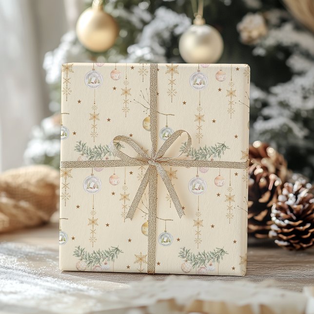 Winter Cottage & Gold Snowflake Christmas  Geschenkpapier (Von Creator hochgeladen)