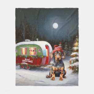 Winter Doberman Caravan Weihnachtsabenteuer Fleecedecke