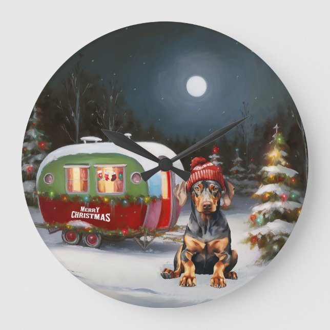 Winter Doberman Caravan Weihnachtsabenteuer Große Wanduhr (Vorderseite)