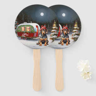 Winter-Dobermann-Wohnwagen-Weihnachtsabenteuer Fächer