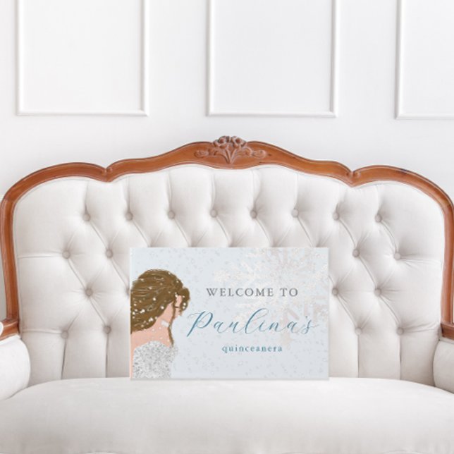 Winter Falling Schnee 15. Geburtstag Quinceañera B Gästebuch (Coordintating ice blue winter snow birthday quinceanera guest book design is pretty and delicate.)