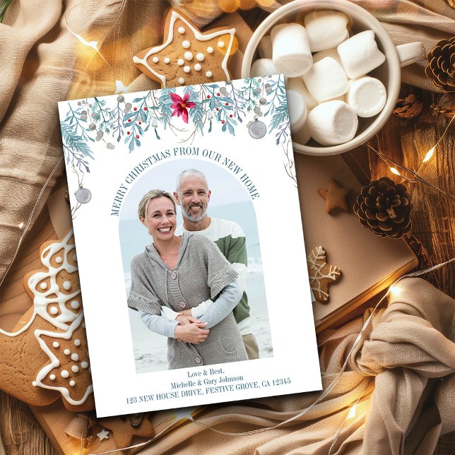 Winter Foliage Elegantes Arch Foto Weihnachtsreise Ankündigung (New Home Christmas Photo Card from the Holiday Moving Announcements Collection by Darling & May)