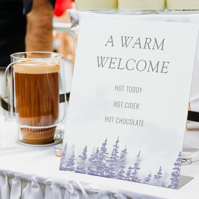 Winter Forest Lavender Wedding Hot Welcome Drinks Sockelschild (Hot Welcome Drinks Sign from the Winter Forest Lavender Wedding Collection by Darling & May)