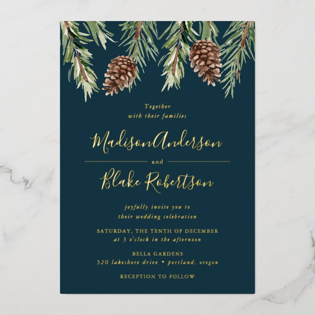 Winter-Hochzeit von Cone Watercolor Pine Folieneinladung (Vorderseite)