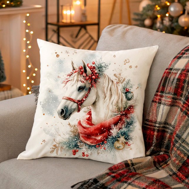 Winter Horse in Snowy Forest Kissen (Winter Horse in Snowy Forest Throw Pillow)