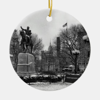 Winter in NYC’s Union Square 001 Black White Keramik Ornament