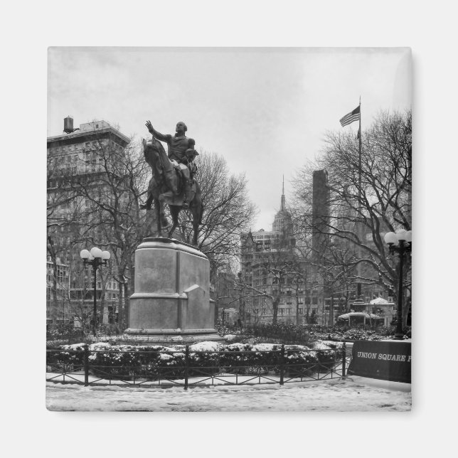 Winter in NYC’s Union Square 001 Black White Magnet (Vorne)