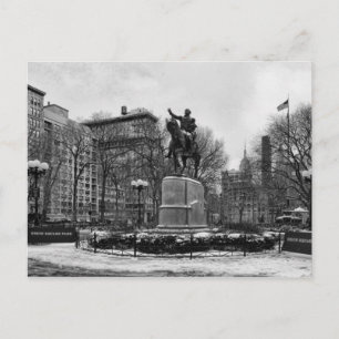 Winter in NYC’s Union Square 001 Black White Postkarte