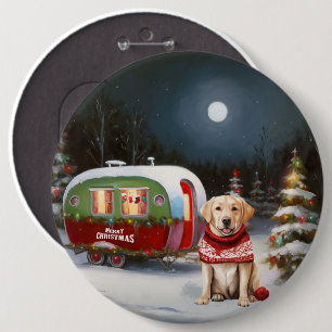 Winter Labrador Caravan Weihnachtsabenteuer Button