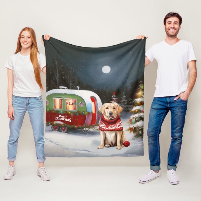 Winter Labrador Caravan Weihnachtsabenteuer Fleecedecke (Beispiel)