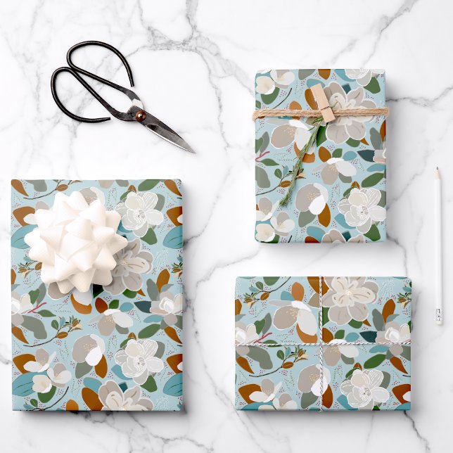 Winter Magnolia Floral Blue Gray Geschenkpapier Set (Winter Magnolia Floral Blue Gray Wrapping Paper Sheets from Studio Posies. )