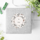 Winter Nature Wildlife Nordic Christmas Runder Aufkleber<br><div class="desc">Geschenkaufkleber mit botanischer Wildnis Winter Nordic Designs. Sehen Sie sich unsere komplette Produktreihe der Geschenkverpackungen in unserem Zazzle-Shop an.</div>