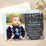 Winter ONEderland Baby Boy Erstes Geburtstag Foto Einladung<br><div class="desc">Mit diesen vordefinierten Vorlagen können Sie Ihre Einladung ganz einfach so gestalten, dass Sie sie ganz individuell gestalten können. Für weitere Anpassungen klicken Sie bitte auf den Link "Weiter anpassen" und verwenden Sie unser benutzerfreundliches Designwerkzeug, um diese Vorlage zu ändern. Wenn Sie Thicker-Papiere / Matte Finish bevorzugen, können Sie den...</div>