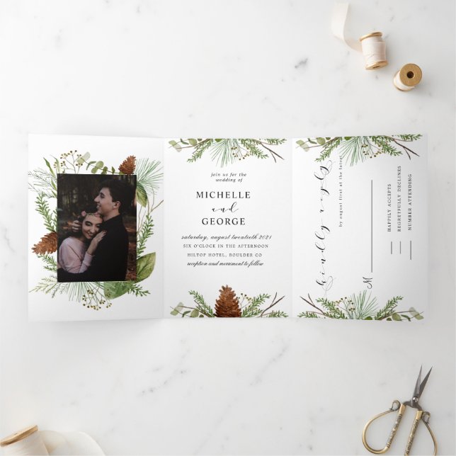 Winter Pine Greenery Tri Fold Wedding Einladung (Innenseite)