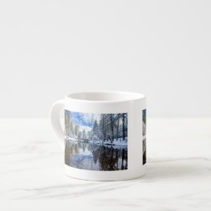 Winter-Reflexion bei Yosemite Espressotasse