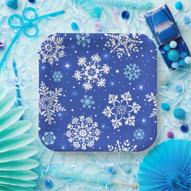Winter-Schneeflocken in Blau  Pappteller (Party)