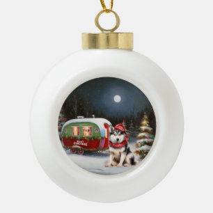 Winter-Sibirien-Husky-Karawane-Weihnachtsabenteuer Keramik Kugel-Ornament