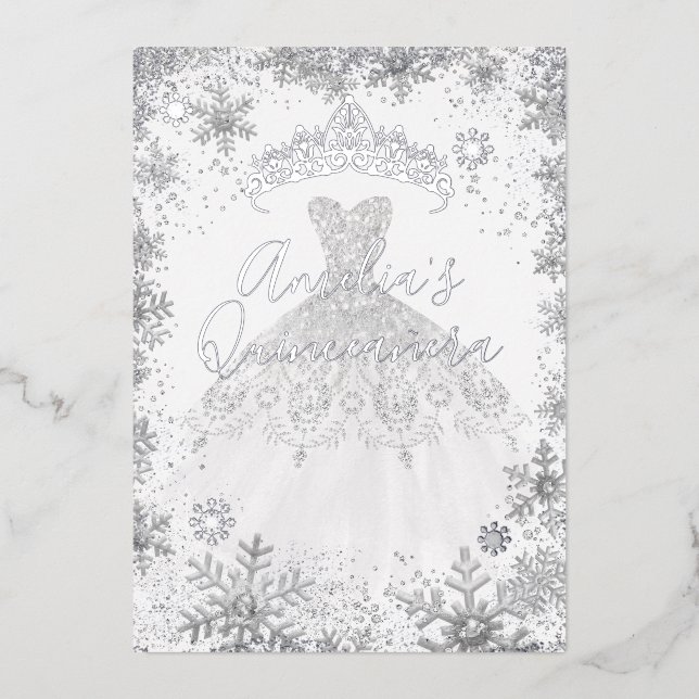 Winter Silver Snowflake White Quinceanera Folieneinladung (Vorderseite)