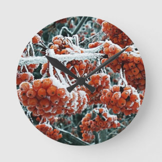 Winter Snow Rowan Runde Wanduhr