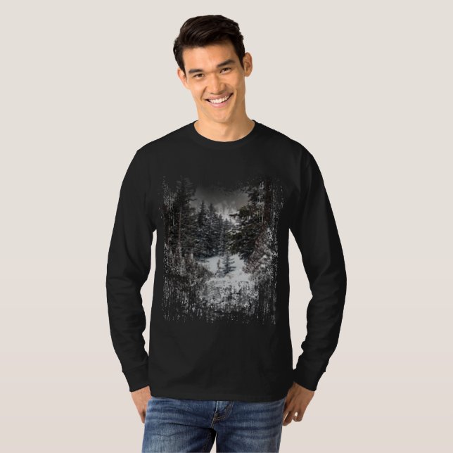 Winter Snowy Trees | Snowy Forest Print in Shirt (Vorne ganz)