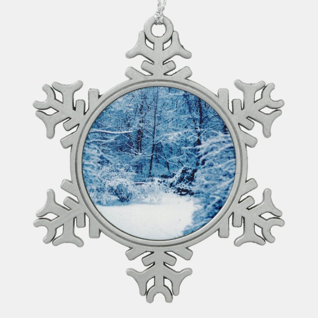 Winter Wonderland Schneeflocken Zinn-Ornament (Vorderseite)
