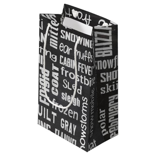 Winter Word Art Kleine Geschenktüte (Vorderseite Schrägansicht)