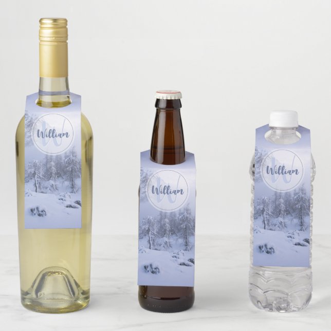 Winter Wunderland Nebel Fichtenwald Schneemonogram Flaschenanhänger (Beispiel)