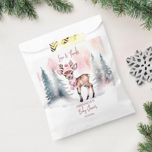 Winterbaby-Dusche niedliche Hirsche Rosa Danke Geschenktütchen (Winter baby shower thank you favor bag cute deer wearing pink winter hat and scarf personalized bag)