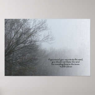 Winterbäume im Nebel - Zitat von Khalil Gibran Poster
