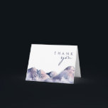 Winterberg Dankeschön Karte<br><div class="desc">Diese Winter Mountain Dankeschön Karte ist genau das, was Sie suchen, um Ihre einfache rustikale Trauung zu beenden. Das Wasser ist in Rosa und Blau Pastellfarben gehalten, die sich wunderbar in die Marine und in die Blüte einfügt. Die Highlights sind die perfekte Kombination für einen Abend in der Natur. Es...</div>