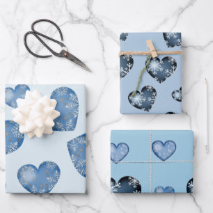 Winterblaue Farbherzen mit Schneeflocken Geschenkpapier Set