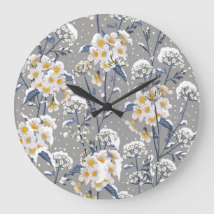 Winterblüte: Zartes Blumenmuster Große Wanduhr