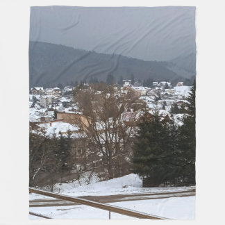 Winterdorf Panorama - ländliche Landschaft Rumänie Fleecedecke