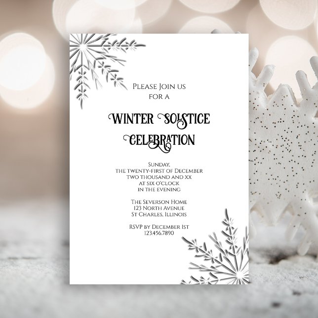 Winterfeier mit Schneeflocken Einladung (Invite guests to your wintery party with the elegant Snowflakes Winter Solstice Invitation.)